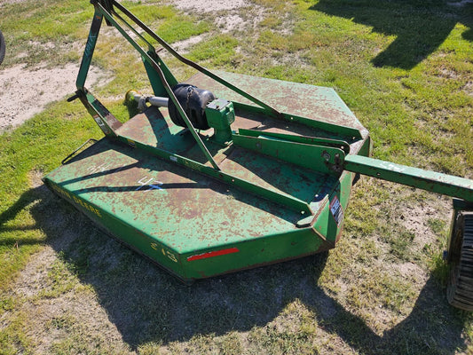 Descaradora marca john deere modelo 13