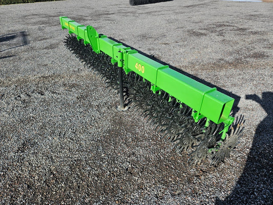 Azadon rototivo marca john deere modelo 400