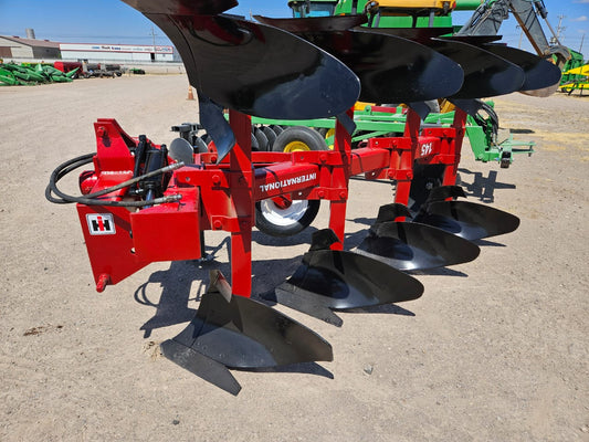 Arrado de 4 vertederas reversible marca internacional