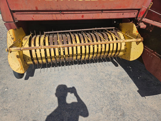 Empacadora marca new holland modelo 320