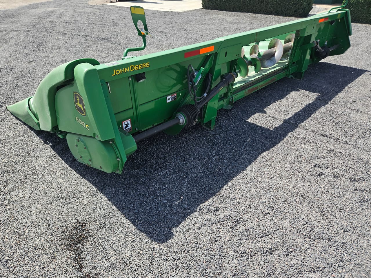 Cabezal marca John deere modelo 608C