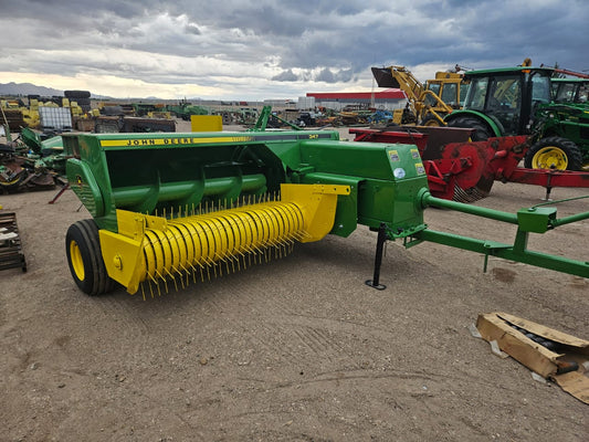 Empacadora marca john deere modelo 347