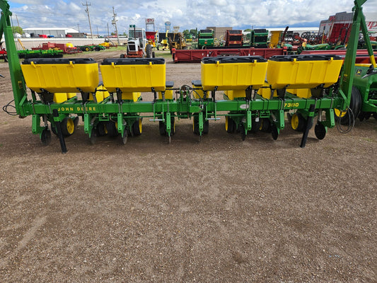 Sembradora de maiz marca joh  deere modelo 7300