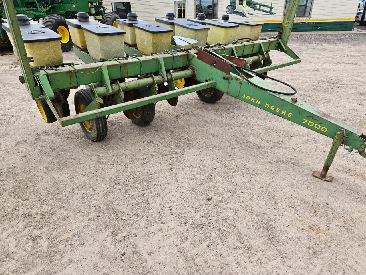 Sembradora marca john deere modelo 7000