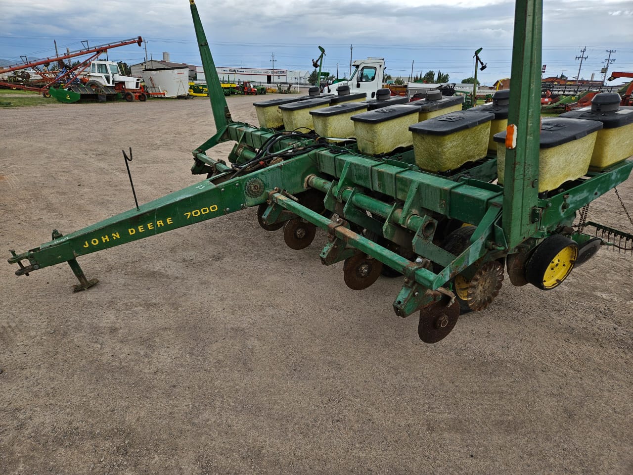 Sembradora marca john deere modelo 7000