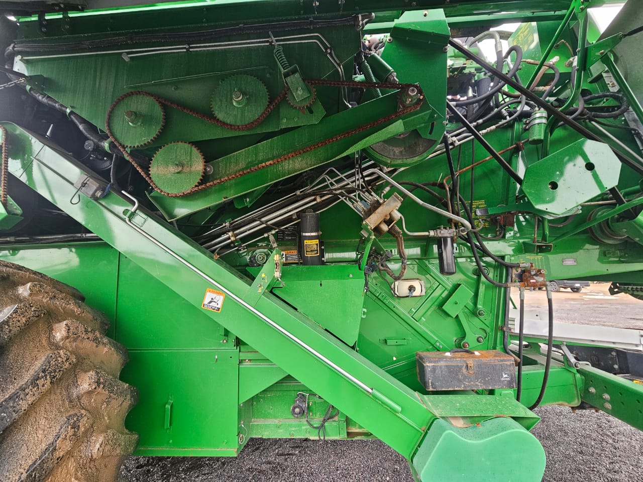 Trilladora john deere modelo 9550 saca pajas