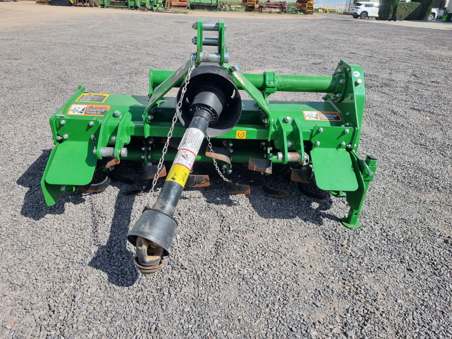 Rototiller marca john deer modelo frontier
