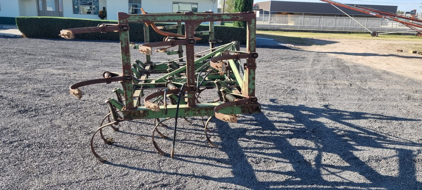 Cultivadora de ganchos