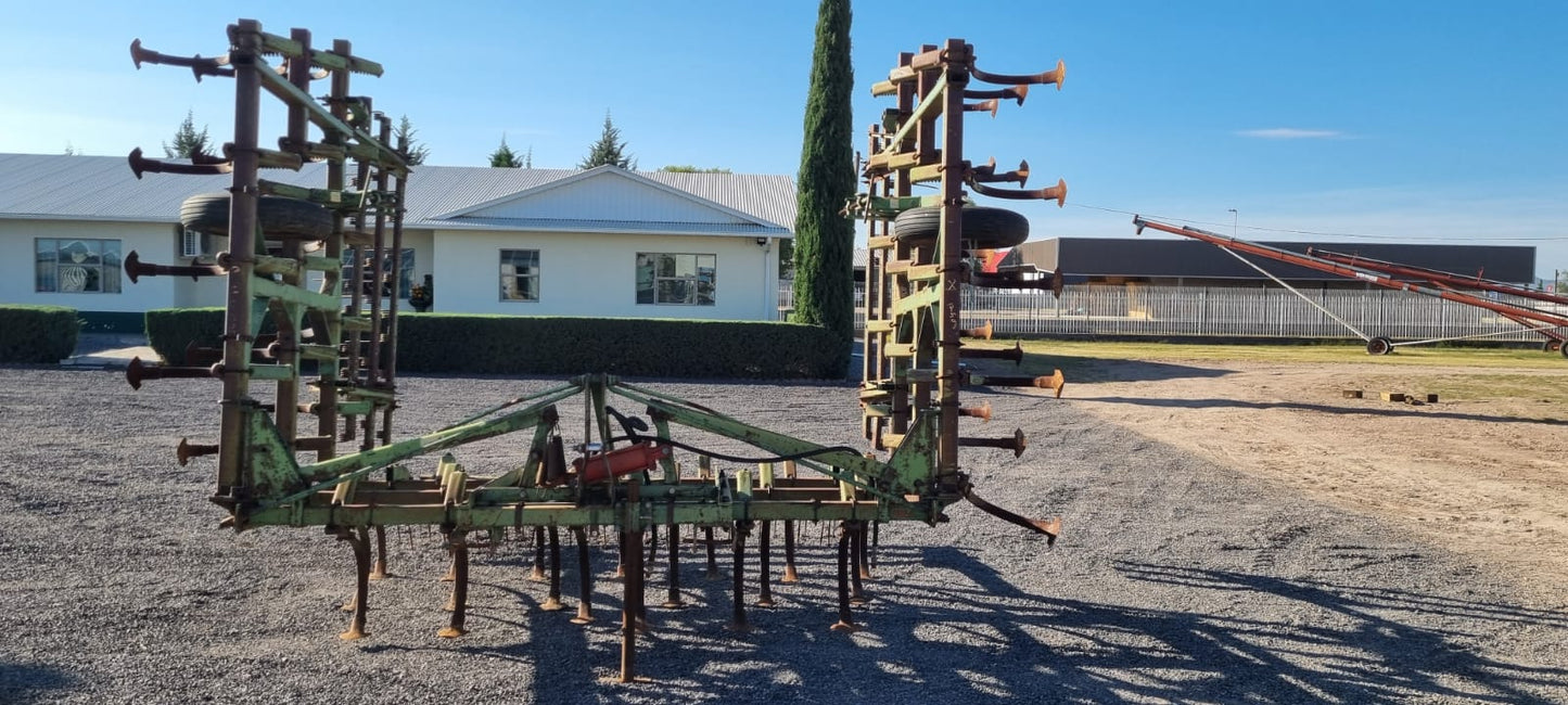 Cultivadora de ganchos