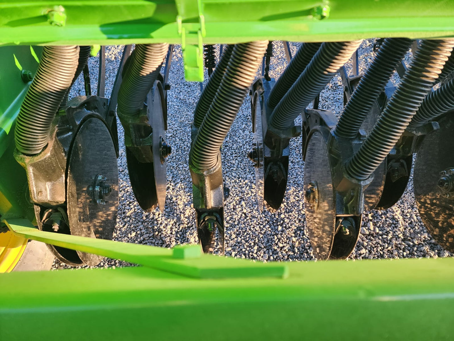 SEMBRADORA DE AVENA MARCA JOHN DEERE MODELO 9350