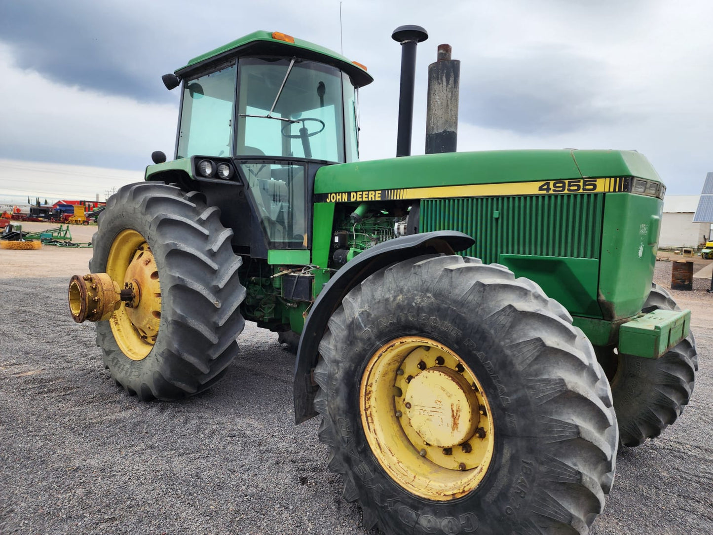 Tractor marca john deere modelo 4955 4x4 año 1990