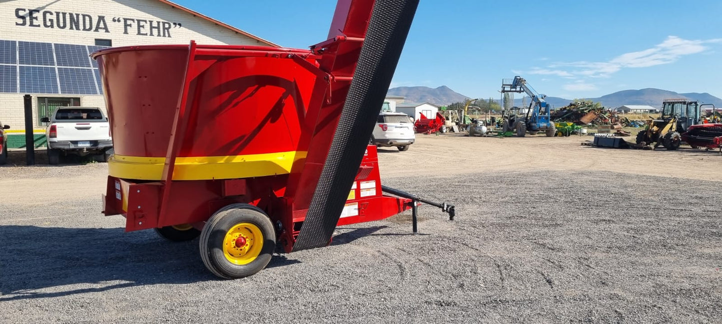 Molino marca Farm hand modelo 890