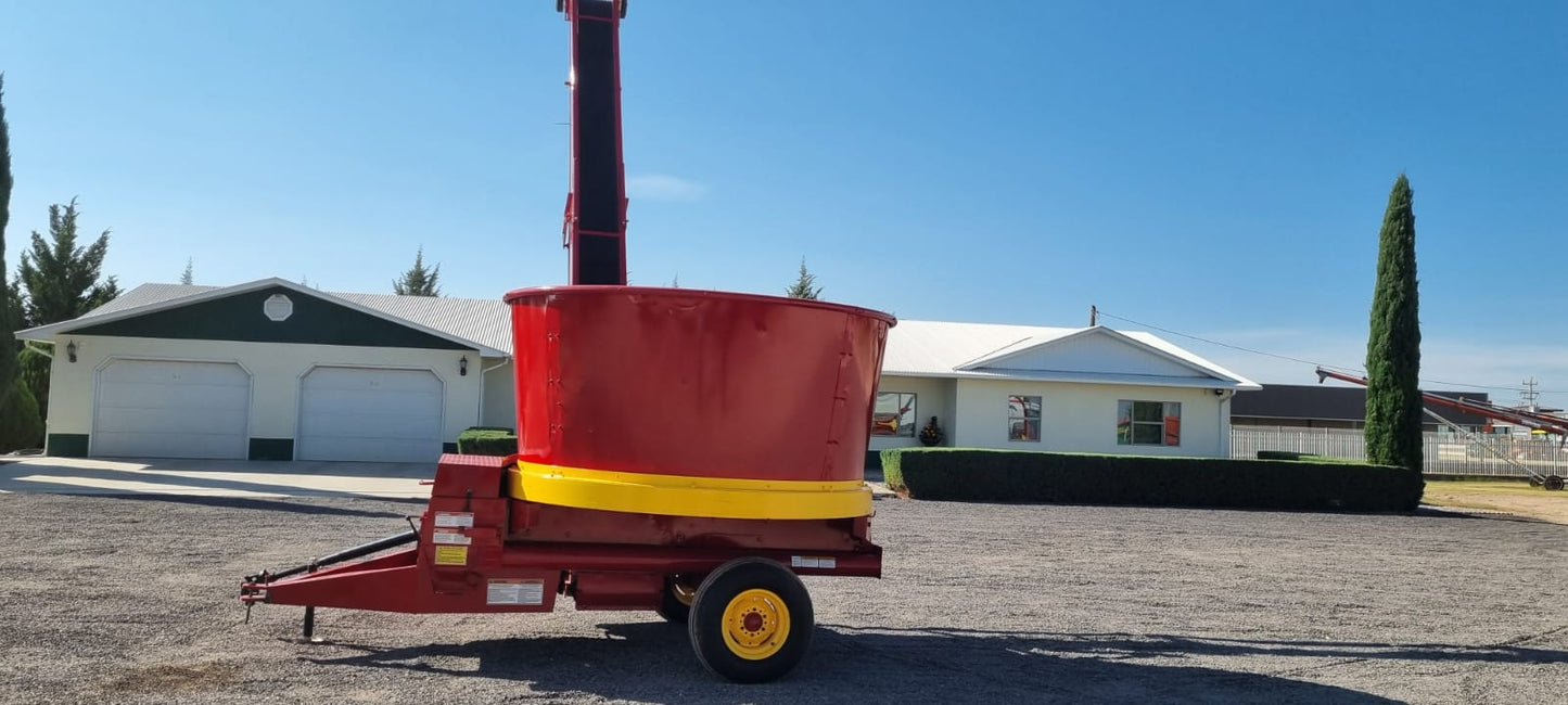 Molino marca Farm hand modelo 890