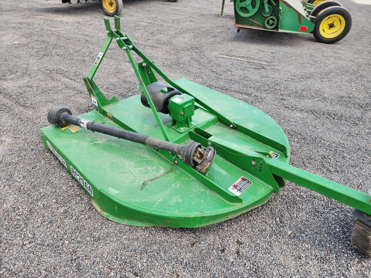 Desvaradora marca john deere modelo RC2060