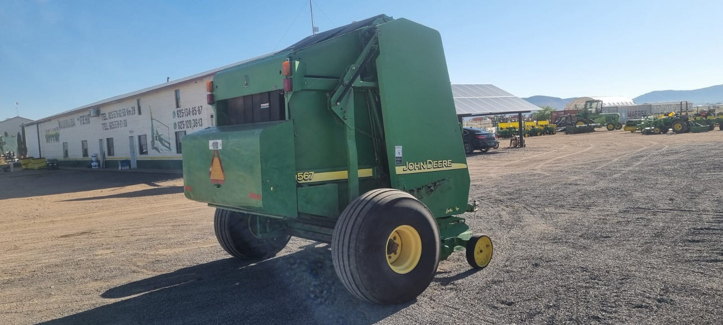 EMPACADORA MARCA JOHN DEERE MOELO 567