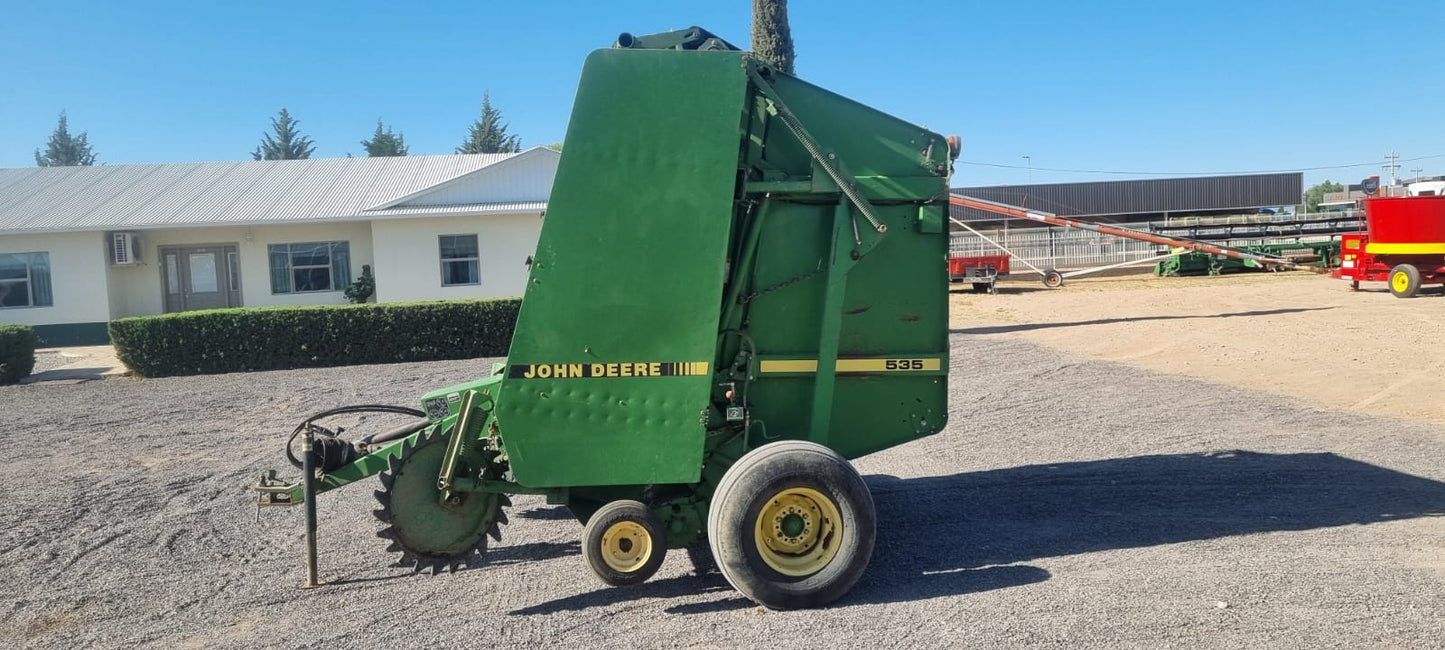 EMPACADORA MARCA JOHN DEERE MOELO 567