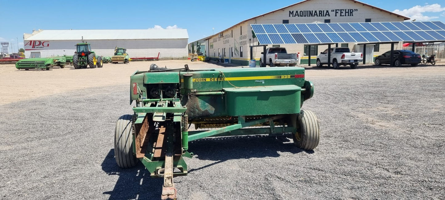 EMPACADORA MARCA JOHN DEERE MODELO 338