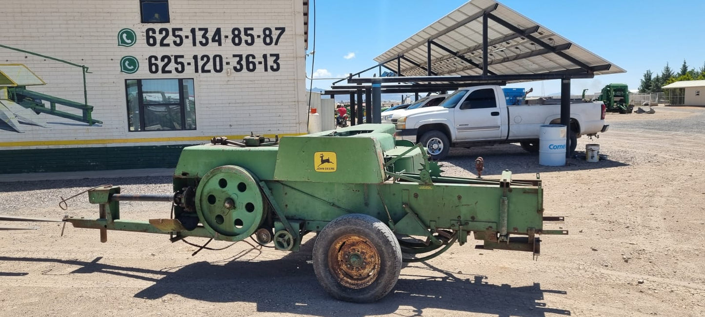 EMPACADORA MARCA JOHN DEERE MODELO 338