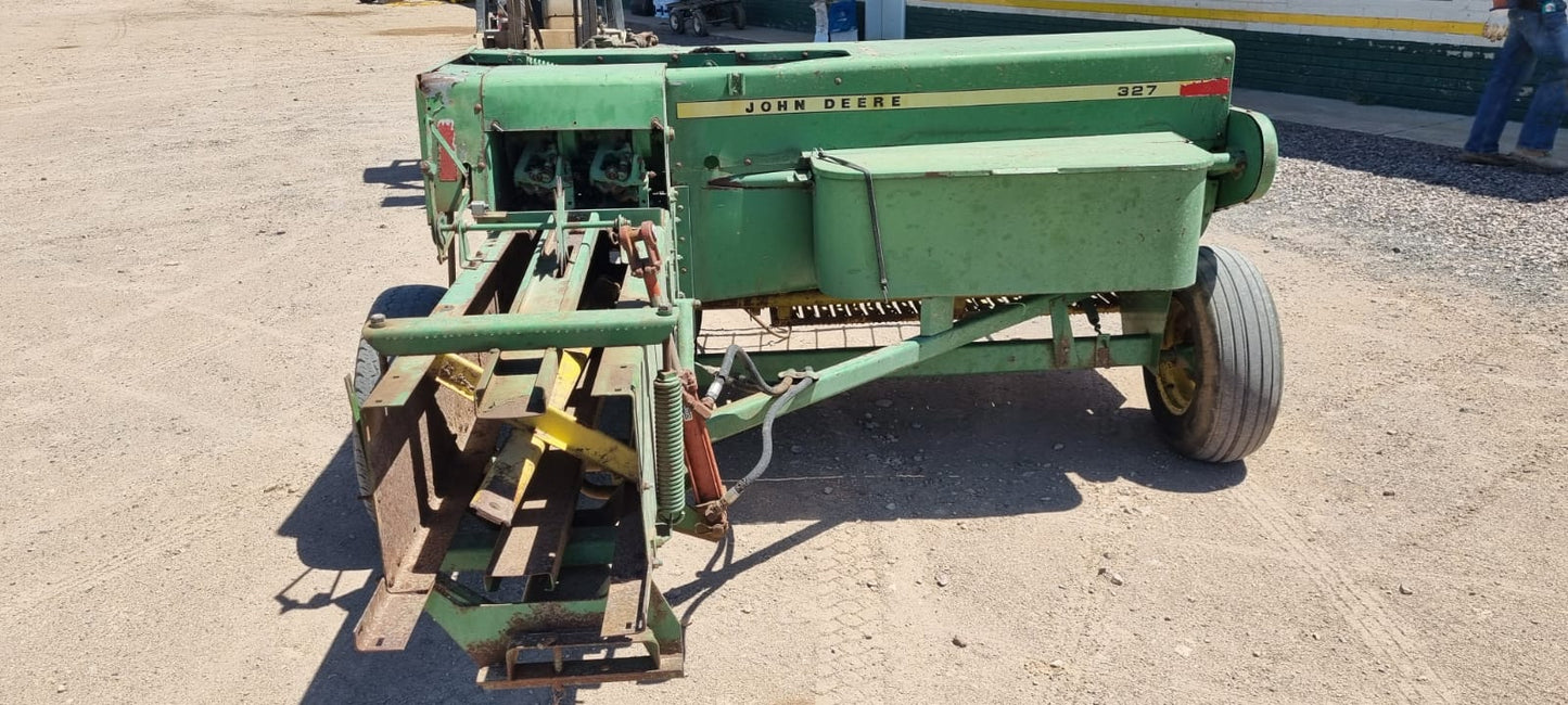 EMPACADORA MARCA JOHN DEERE MODELO 338