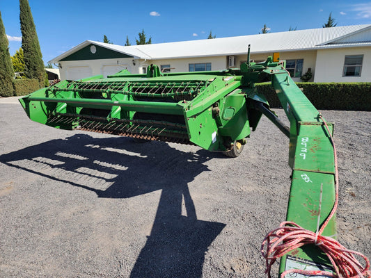 CORTADORA DE AVENA MARCA JOHN DEERE MODELO MOCO 820