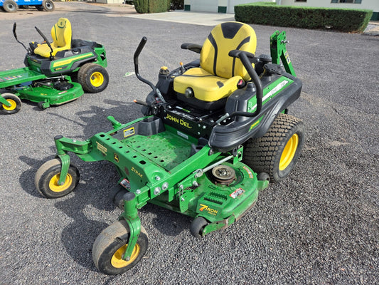 TRACTOR CORTADOR DE ZACATE MARCA JOHN DEERE MODELO Z920M